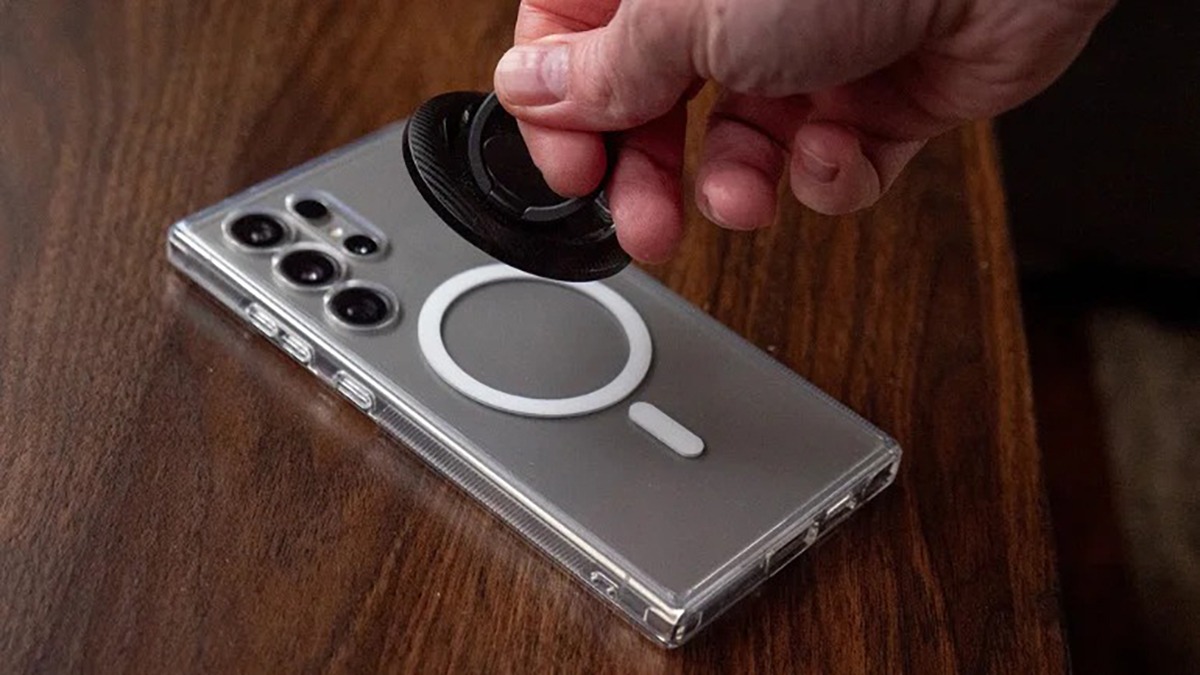 Người dùng có thể phải mua ốp lưng tích hợp nam châm để sạc không dây Qi2 trên dòng Galaxy S26