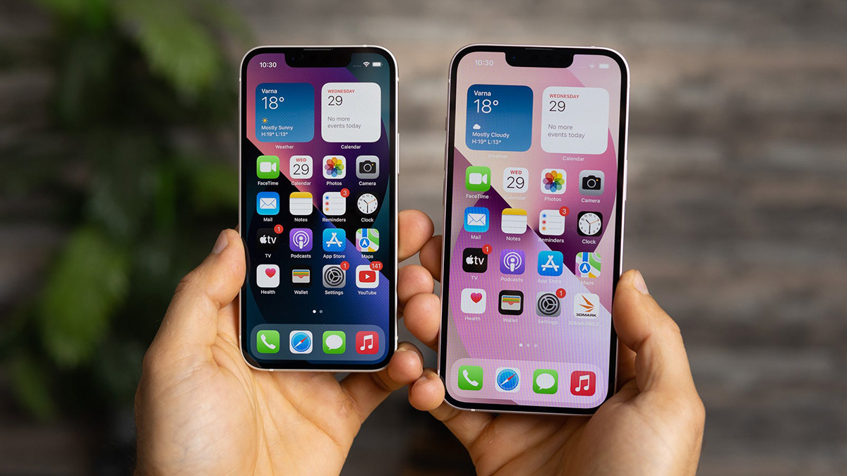 So sánh iPhone 13 mini vs iPhone 13: Có khác biệt gì ngoài kích thước?