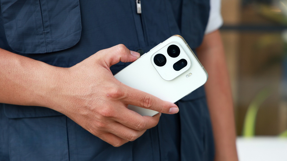 OPPO Find X9s lộ diện: Hai camera 200MP “ngang ngửa” bản Pro, chip Dimensity 9500s và pin 7,000mAh