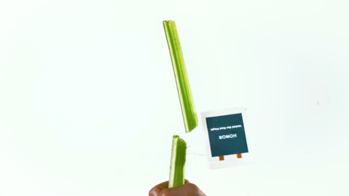 Dù có dung lượng lớn nhưng pin vẫn khá mỏng nhờ sử dụng công nghệ silicon-carbon