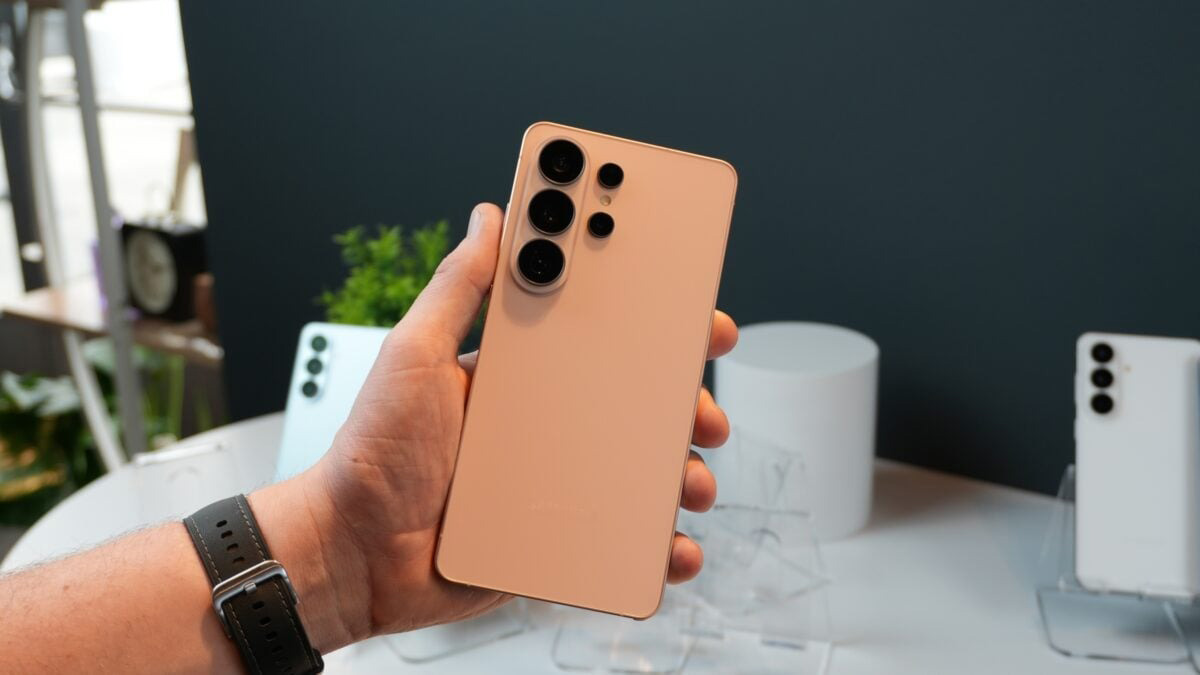 Galaxy S26 Ultra là điện thoại đầu tiên trên thế giới hỗ trợ codec APV