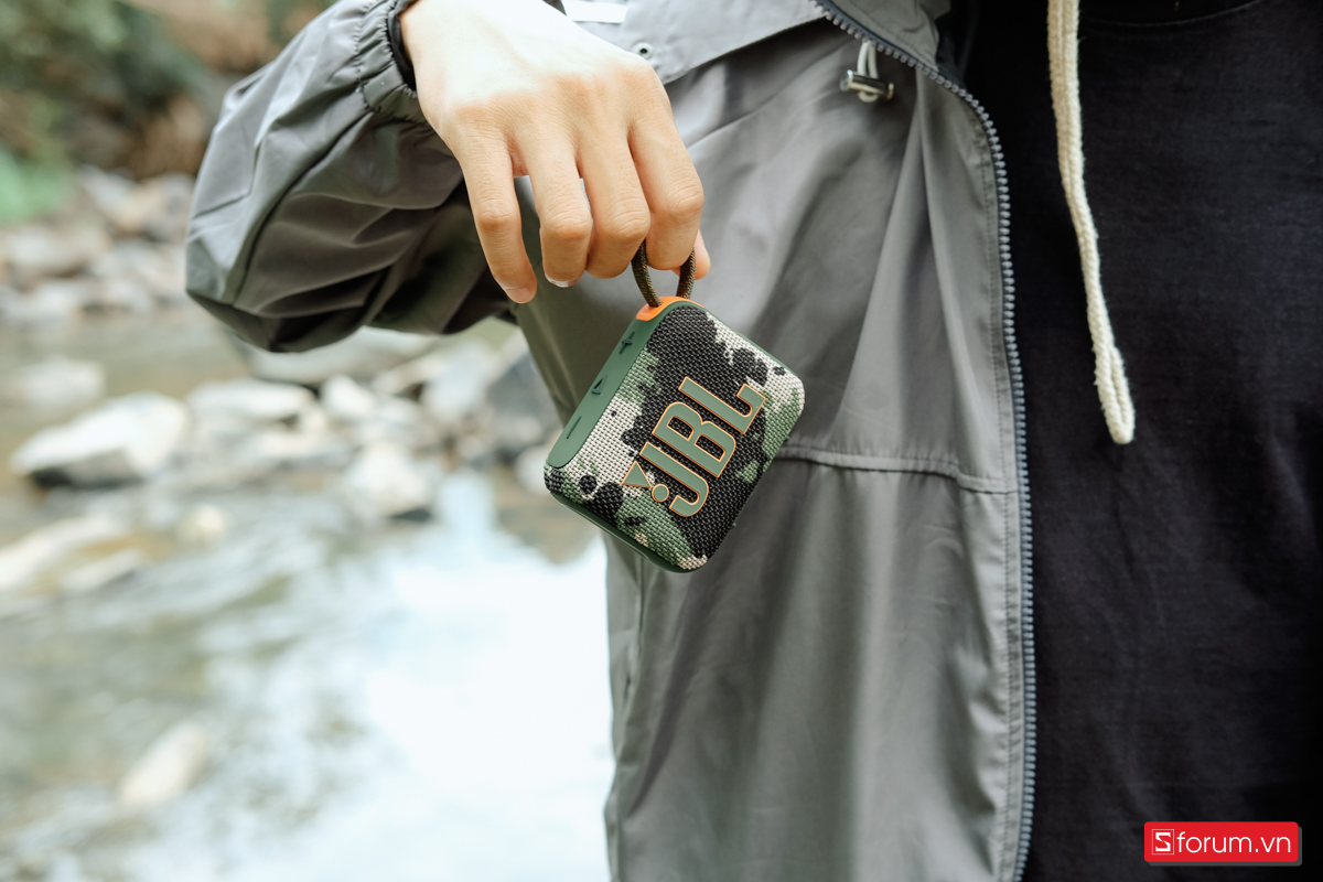 JBL Go 4