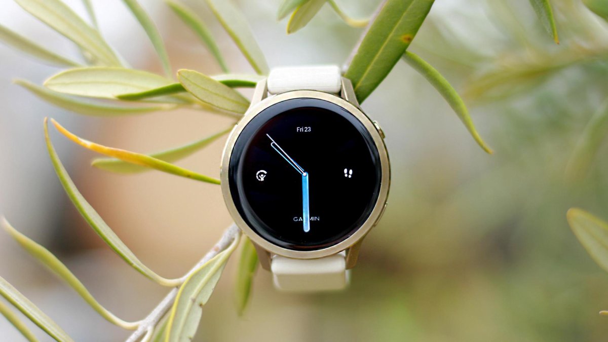 Garmin Venu 4 có thiết kế thời trang, nhỏ gọn