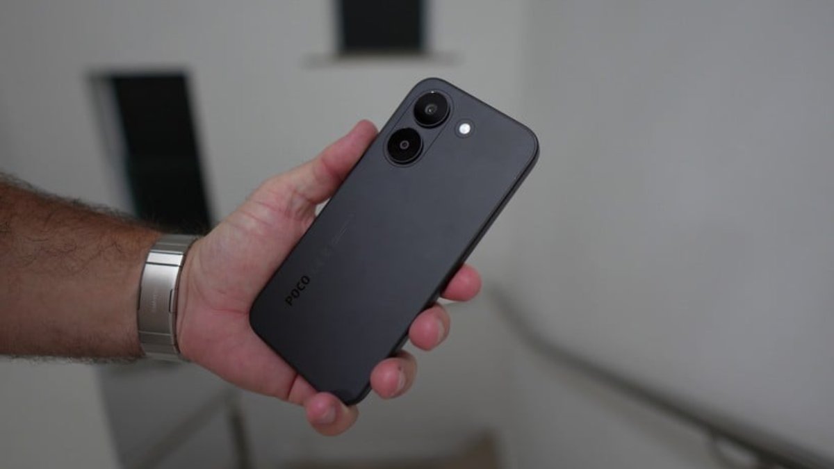 Rò rỉ tài liệu quảng cáo POCO X8 và X8 Power: Pin khủng 10,000 mAh, kháng nước IP69K Rò rỉ tài liệu quảng cáo POCO X8 và X8 Power: Pin khủng 10,000 mAh, kháng nước IP69K