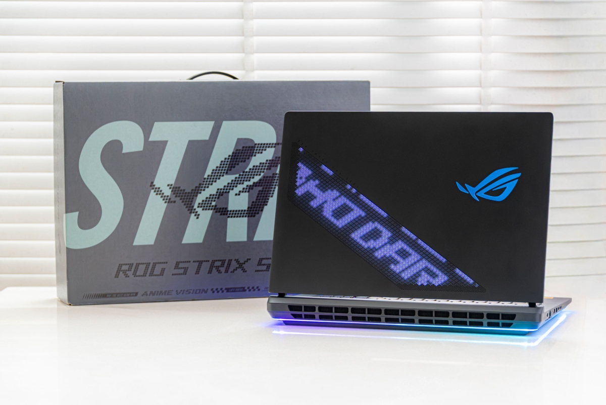 ASUS mang siêu phẩm 180 triệu về VN: ROG Strix SCAR 18 (2026) có gì ngoài cấu hình hủy diệt 320W?