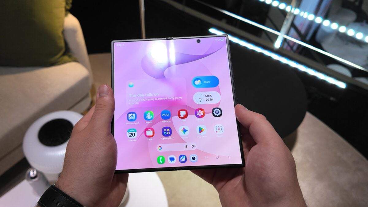 Samsung vẫn chưa từ bỏ ý định mang bút S Pen trở lại trên dòng Galaxy Z Fold