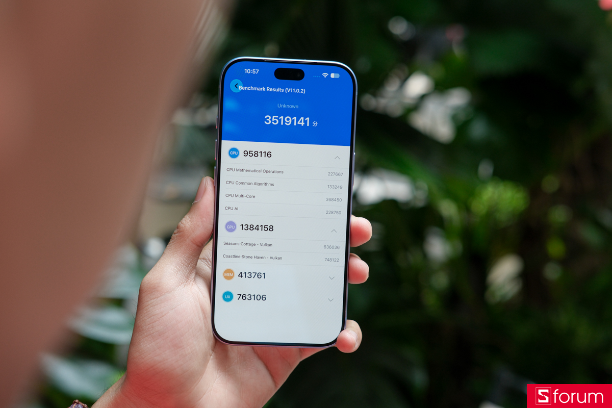So sánh iPhone 18 Pro vs Samsung Galaxy S26 Plus về cấu hình