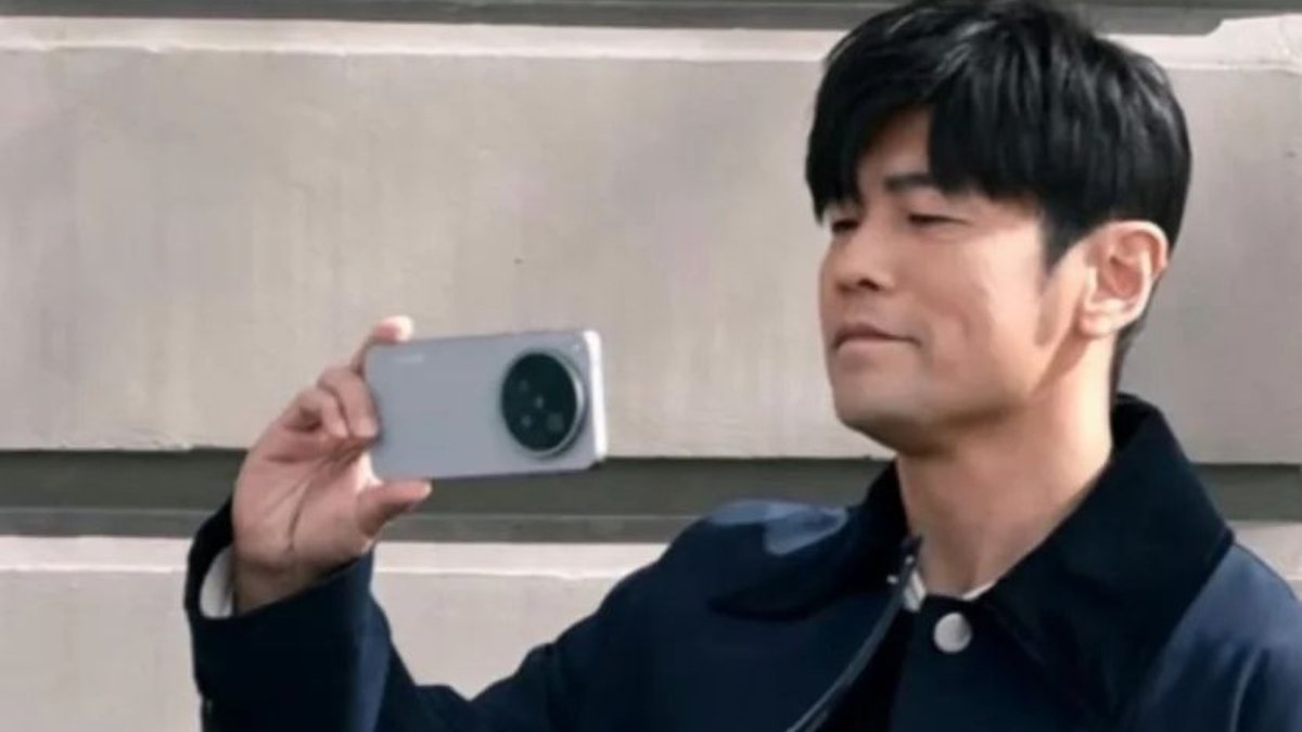 Chưa ra mắt, vivo X500 Pro đã lộ ảnh thực tế với nâng cấp camera và cấu hình "quái vật"