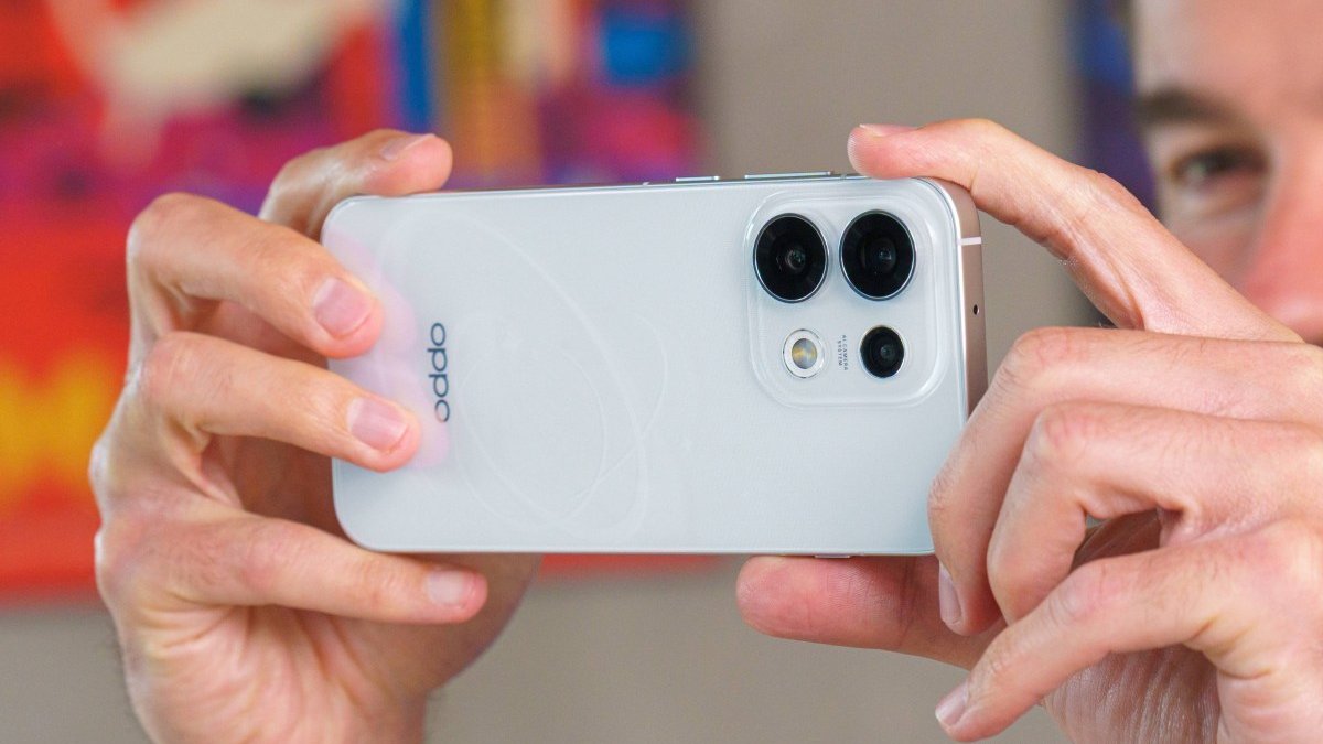 OPPO Reno17 rò rỉ nâng cấp camera cực khủng với phụ kiện teleconverter độc lạ