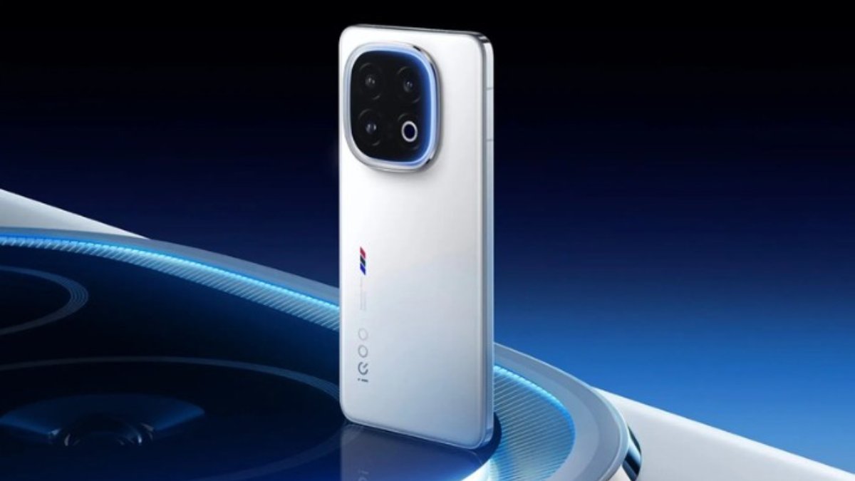 iQOO 16 rò rỉ cấu hình: Ba camera 50MP cực khủng cùng pin 8,500mAh