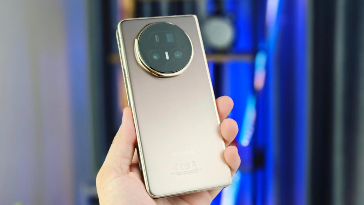 Lộ diện quái vật màn hình gập HONOR: Pin 7,000mAh thách thức mọi giới hạn