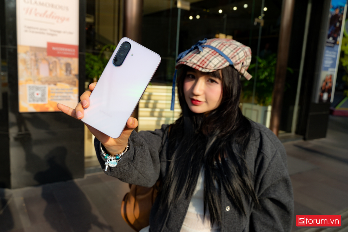 Galaxy A36 5G cho trải nghiệm đỉnh cao với thiết kế thời thương, hiệu năng mạn mẽ, hệ thống camera cao cấp