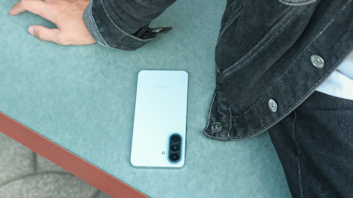 Galaxy A57 chính thức cập nhật One UI 9.0 ổn định trên toàn cầu Galaxy A57 chính thức cập nhật One UI 9.0 ổn định trên toàn cầu
