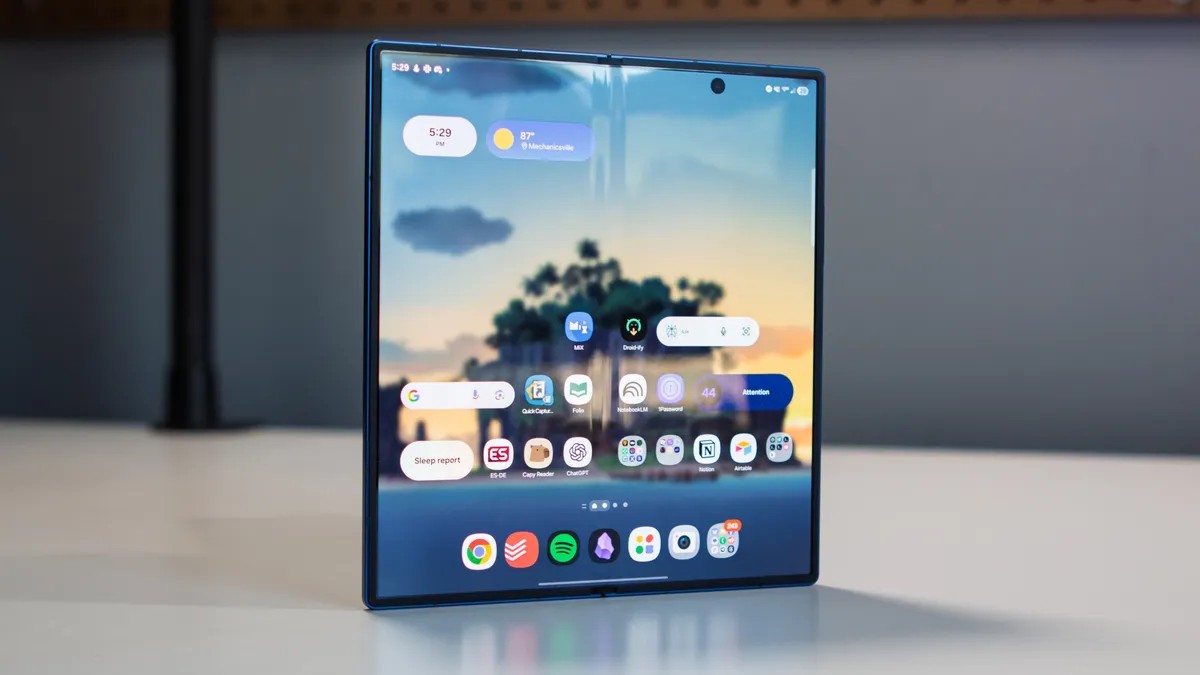 Samsung Galaxy Z Fold8 có gì mới và có đáng mua