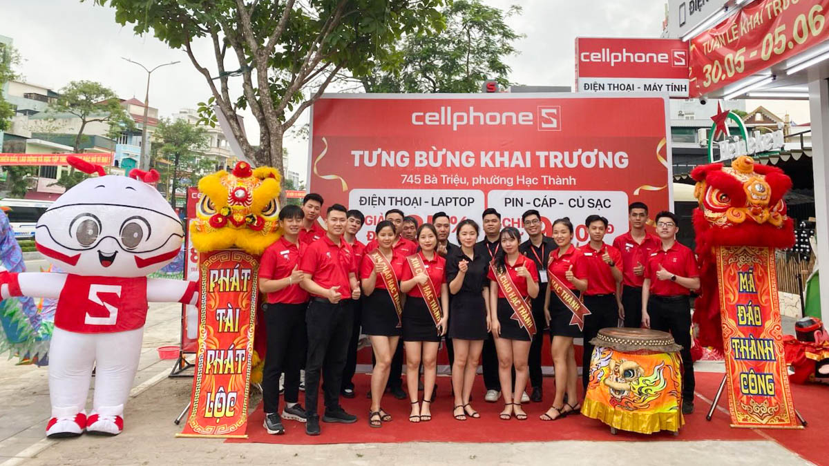 CellphoneS khai trương cửa hàng mới tại Thanh Hóa: Giảm giá hấp dẫn, quà tặng ngập tràn