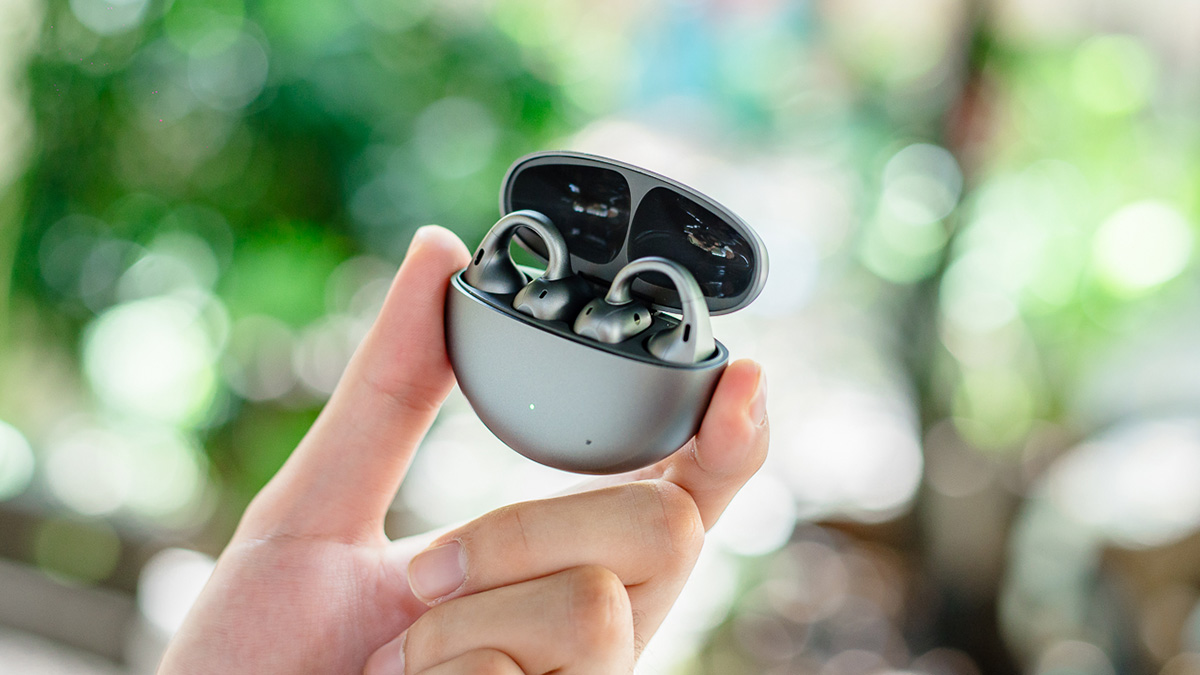 CellphoneS mở bán tai nghe OPPO Enco Clip2 với giá từ 4.99 triệu đồng, quà tặng hấp dẫn CellphoneS mở bán tai nghe OPPO Enco Clip2 với giá từ 4.99 triệu đồng, quà tặng hấp dẫn
