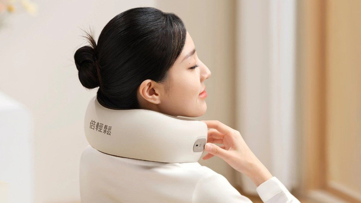 Gối massage cổ vai gáy Breo C1