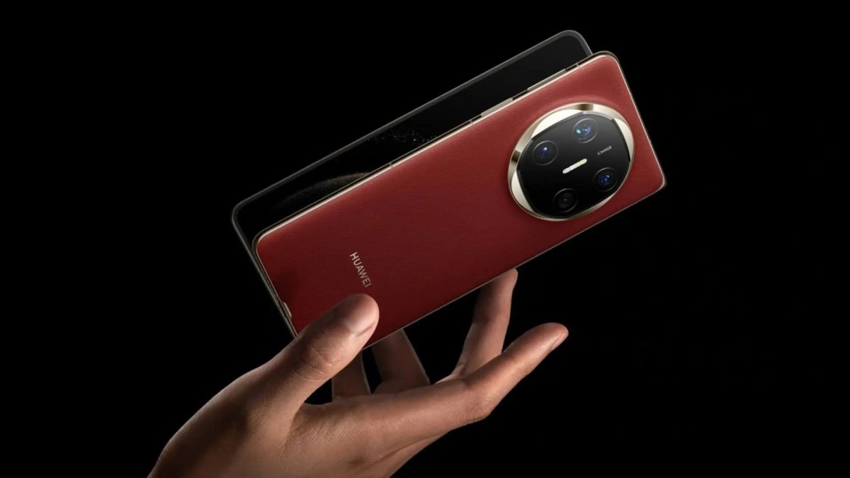Huawei chuẩn bị tung smartphone gập cực khủng: Camera tele 50MP RYYB, chip Kirin 9050 Pro!
