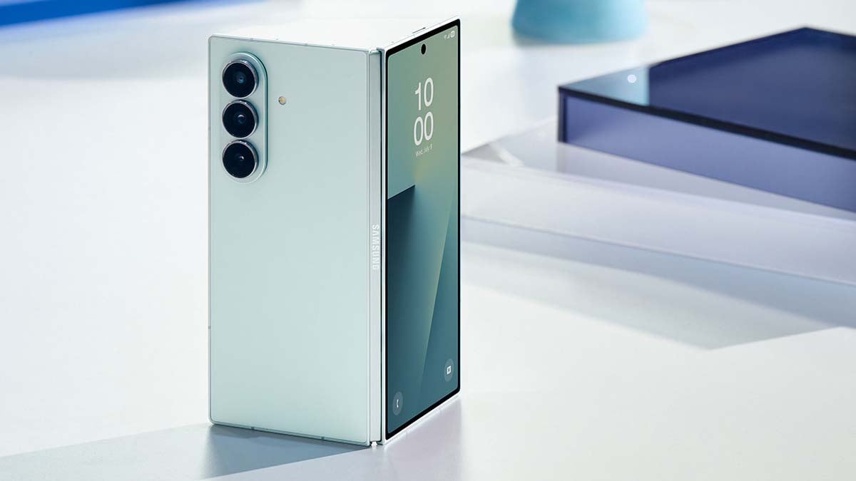 Ảnh ốp lưng hé lộ chiến lược mới của Samsung cho dòng Galaxy Z Flip8 và dòng Galaxy Z Fold8