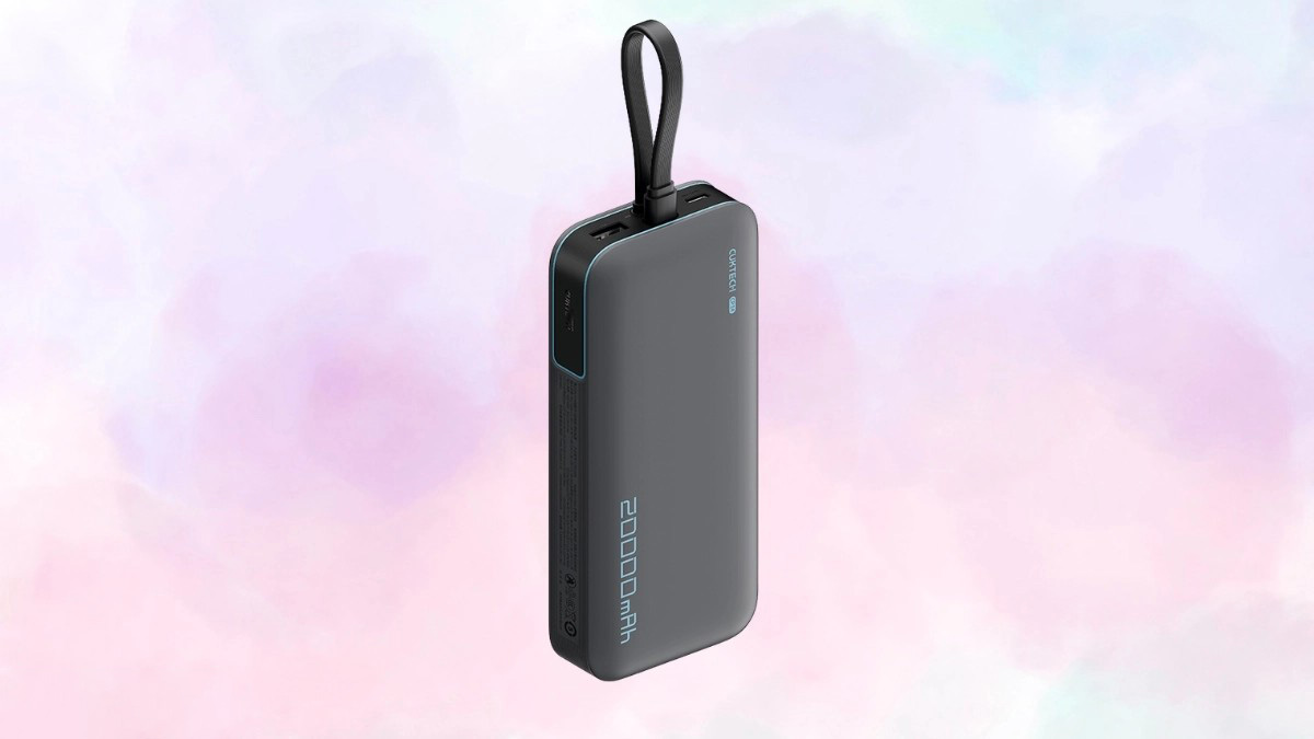 ukTech CP24 1A1C 20000 mAh 40W sẽ giúp điện thoại của bạn hoạt động bền bỉ cả ngày