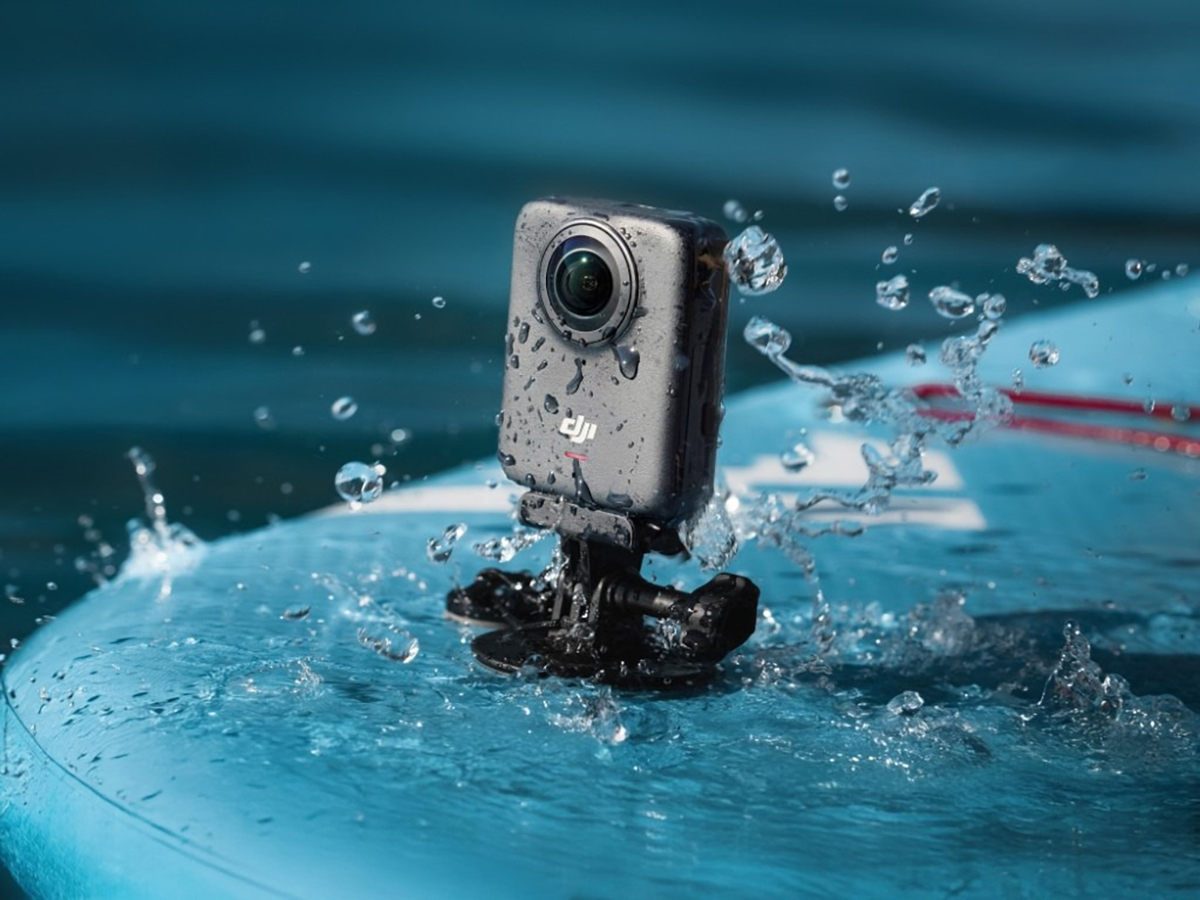 Camera hành động DJI Osmo 360 có khả năng quay ở độ sâu 10 m