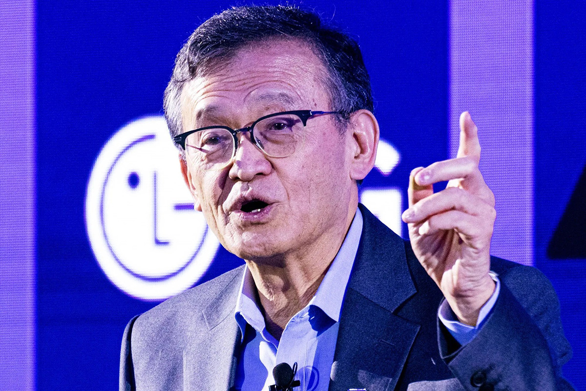 Tổng thống Trump muốn CEO Intel từ chức ngay lập tức