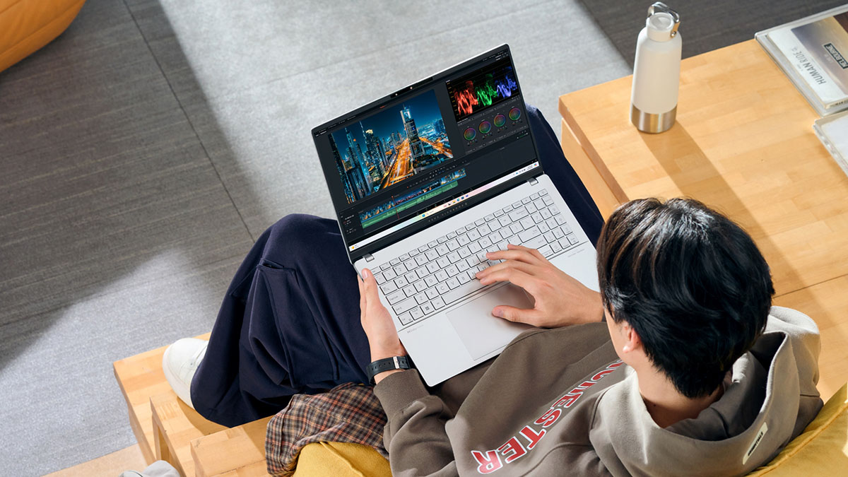 Loạt laptop AI ASUS mỏng nhẹ, hiệu năng cao phù hợp cho mùa tựu trường