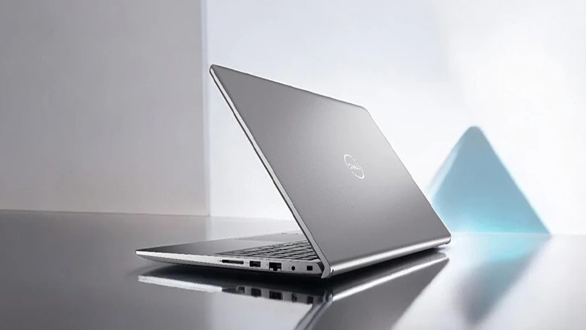 Dell Vostro 3530 2H1TPI7 là deal hot trong chương trình Flash Sale laptop 12/8