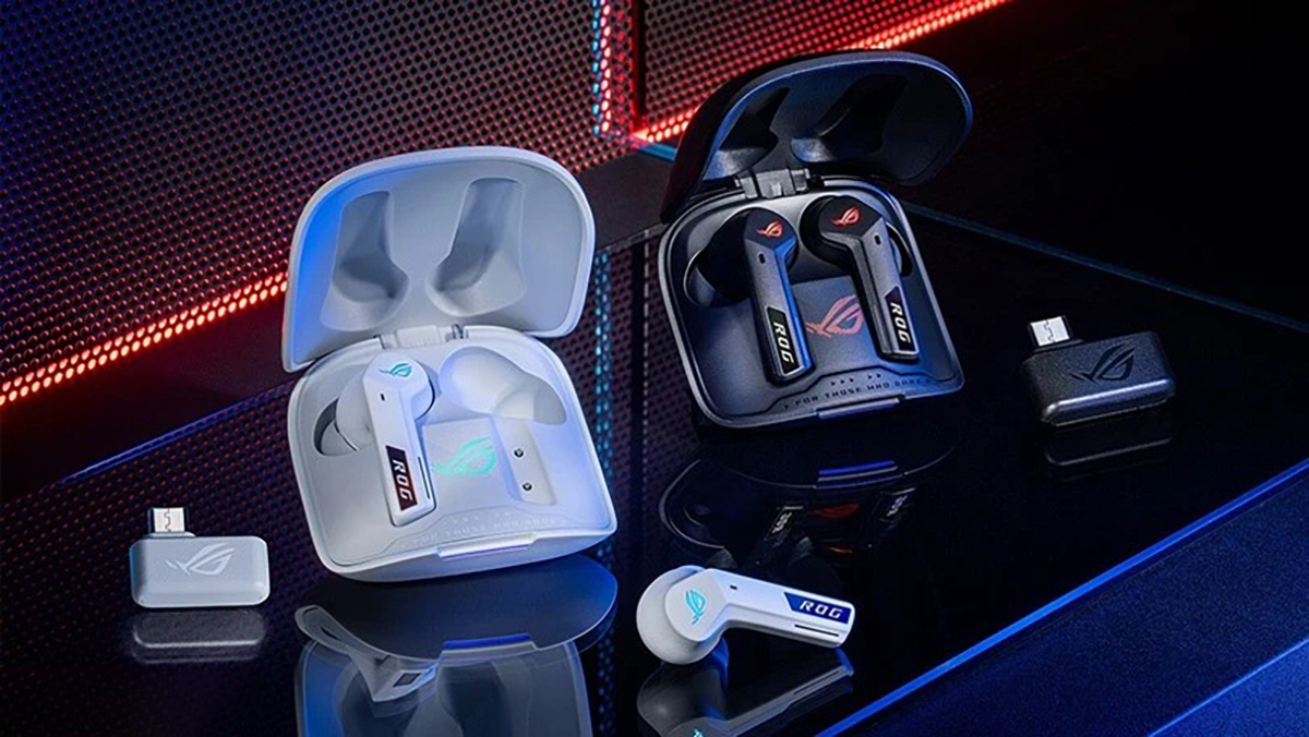 ASUS tung khuyến mãi hấp dẫn: Mua tai nghe gaming tặng pin dự phòng hoặc loa Bluetooth chất lượng