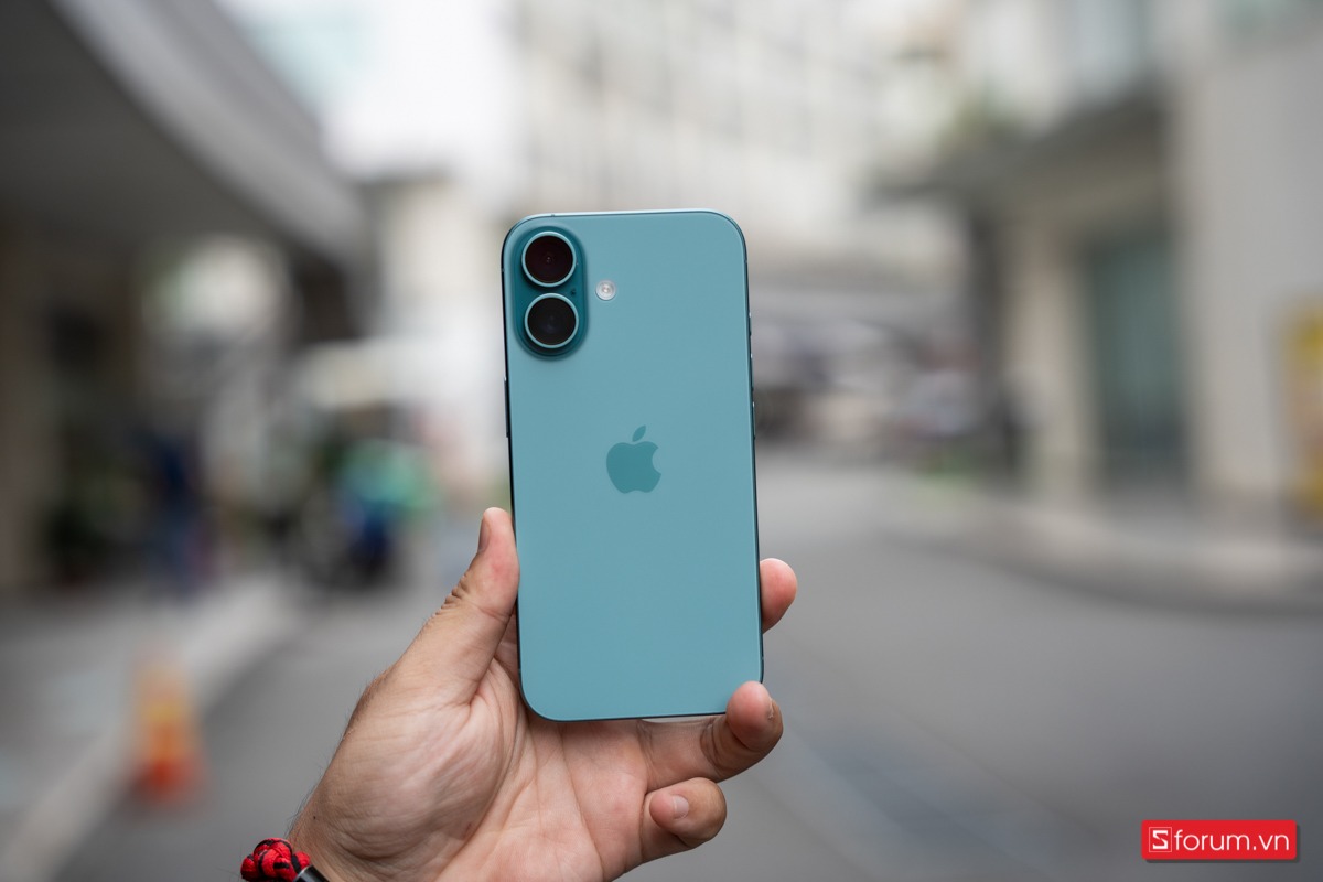 iPhone 16 gây ấn tượng với chất lượng hoàn thiện cao cấp