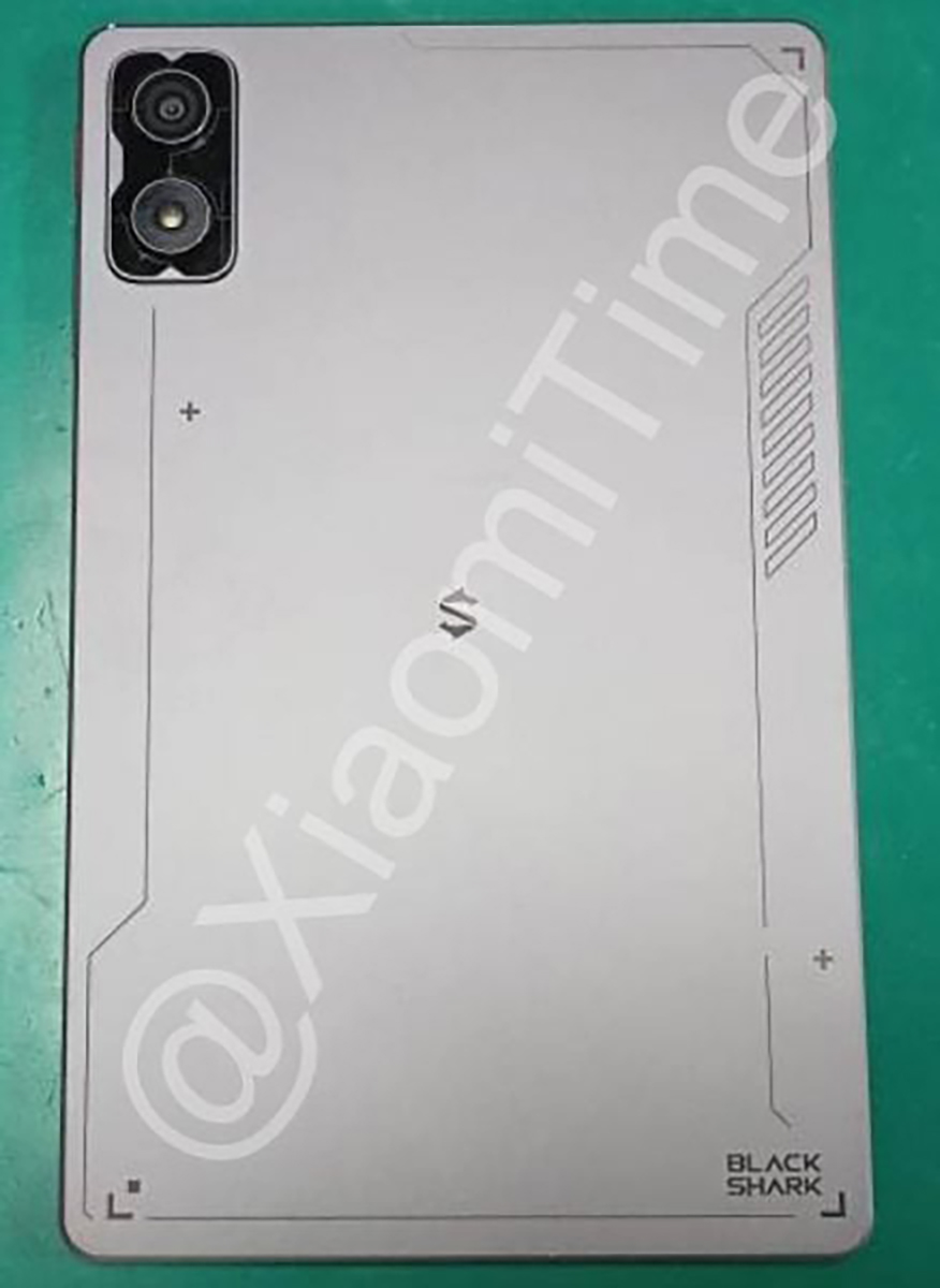 Máy tính bảng Black Shark có vẻ ngoài hầm hố