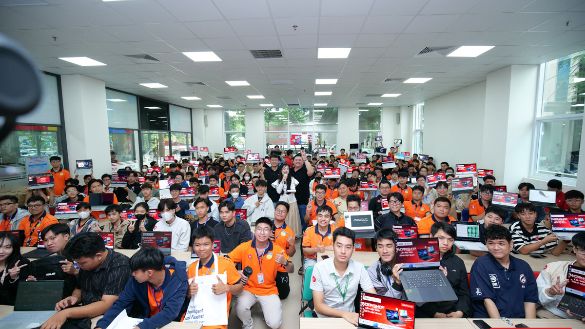 S-Camp 2025: Nhiều hoạt động, trải nghiệm thú vị trong workshop tại Đại học Công Nghệ TP.HCM