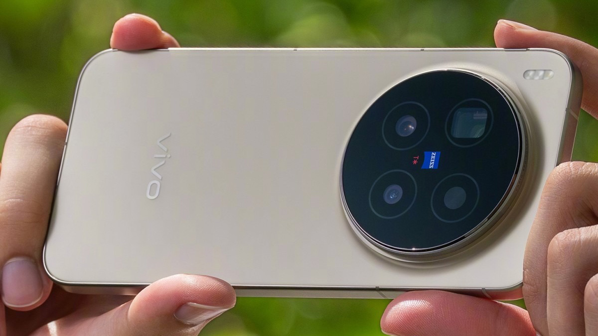 vivo X300 và X300 Pro ra mắt: Chip Dimensity 9500, pin 6000 mAh+ và 3 camera 50MP, giá từ 16.29 triệu đồng