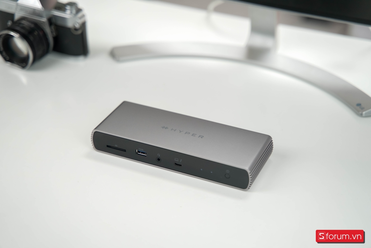 HyperDrive Thunderbolt 4 Station không khó dùng như bạn nghĩ
