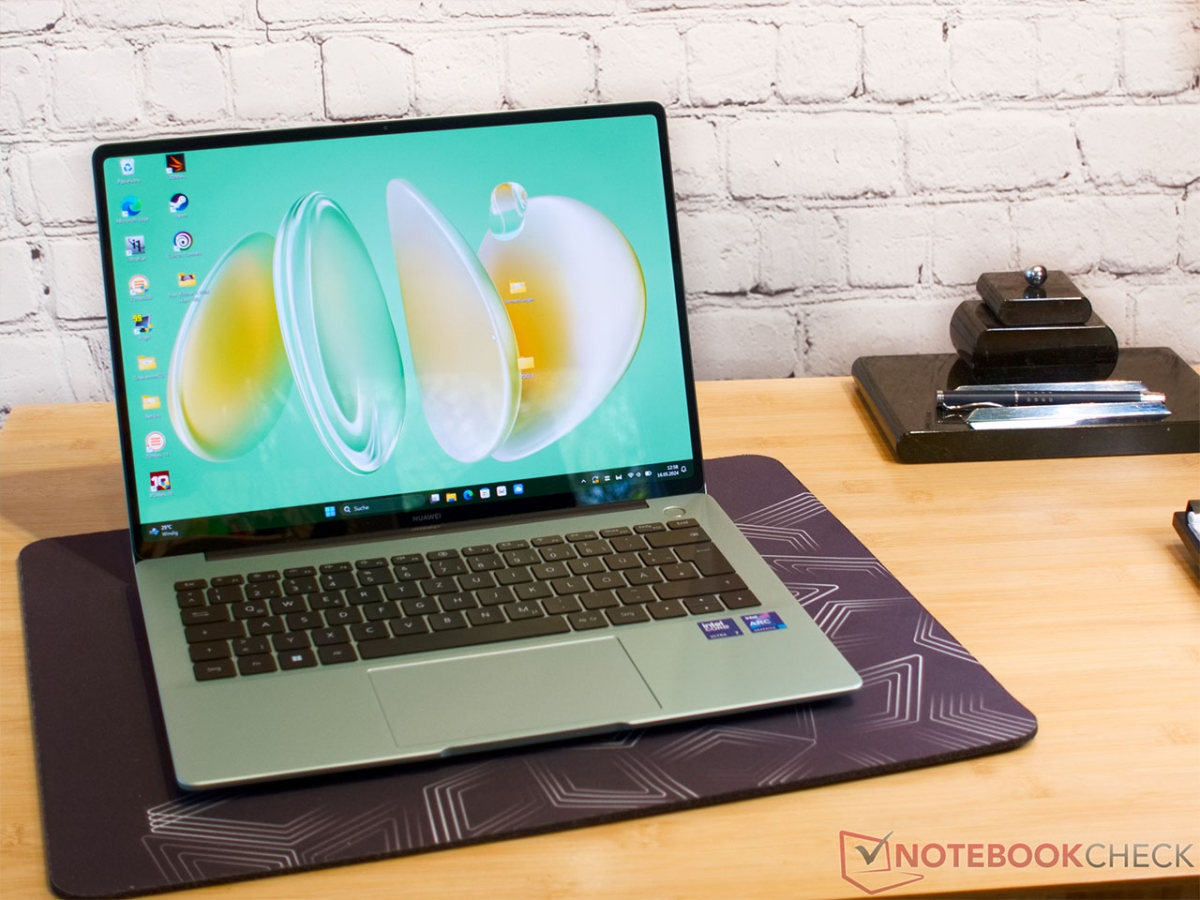 Huawei MateBook 14 2024 sở hữu tổng thể gọn gàng