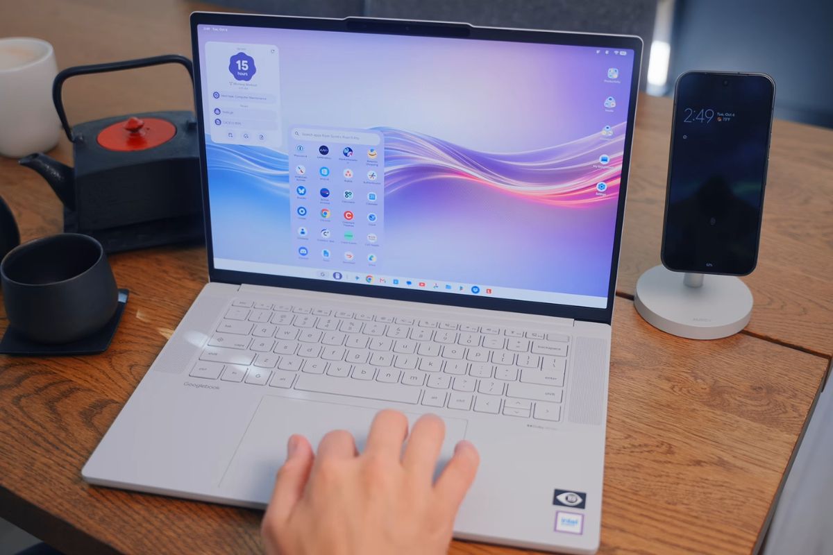 Quick Share là tiện ích thiết thực trên Googlebook
