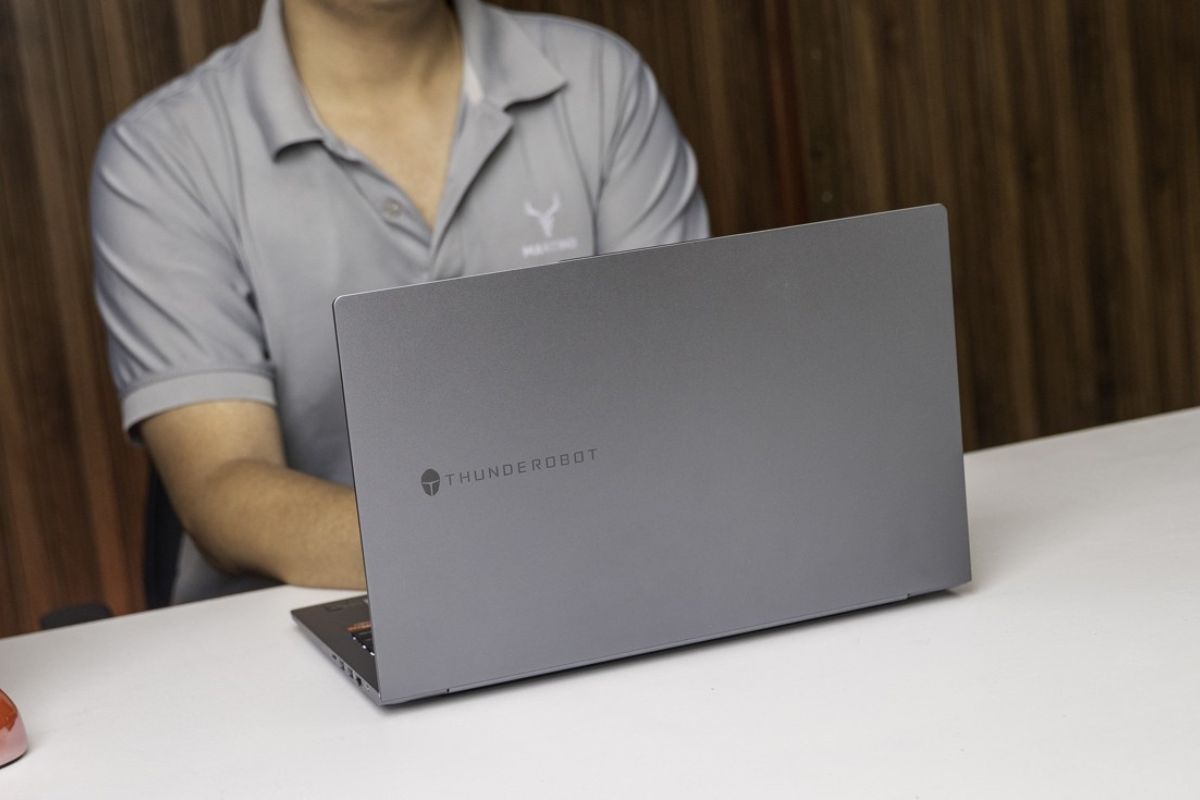 Đánh giá Thunderobot T-Book 15A: Đừng vội chê chip "cổ", đây mới là trùm thực dụng tầm giá 13 triệu!