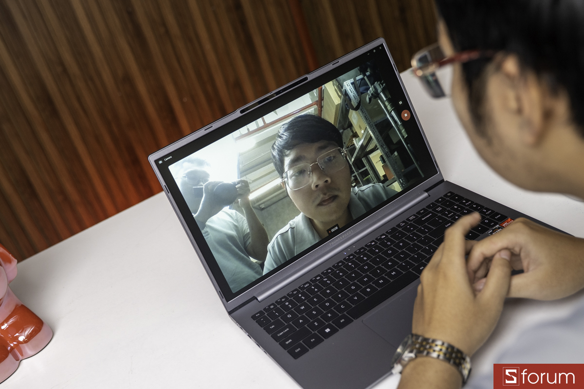 Webcam trên Thunderobot T-Book 15A 