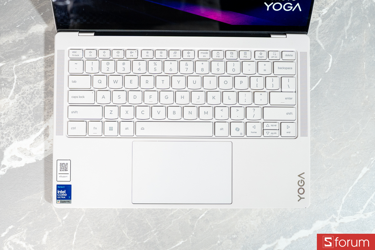 Layout bàn phím Lenovo Yoga Slim 7 Ultra