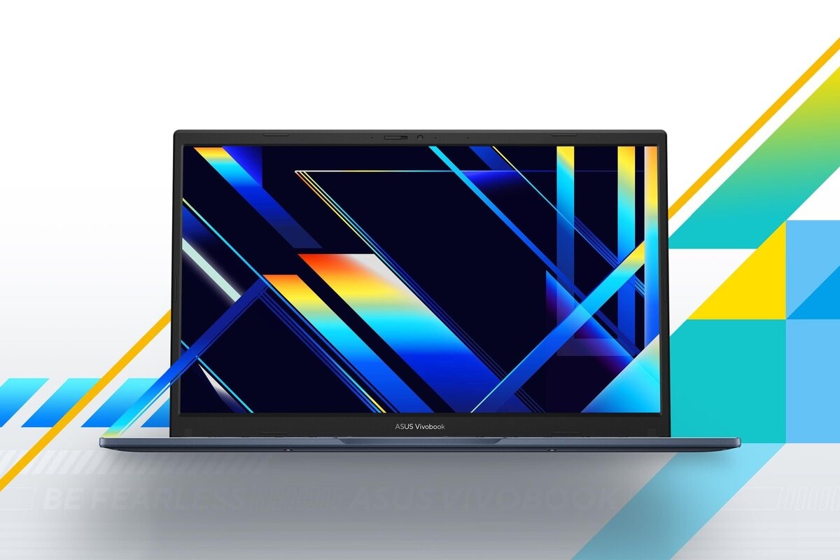 Màn hình chiếc laptop này có chất lượng tốt và có thể mở rộng đến 180 độ