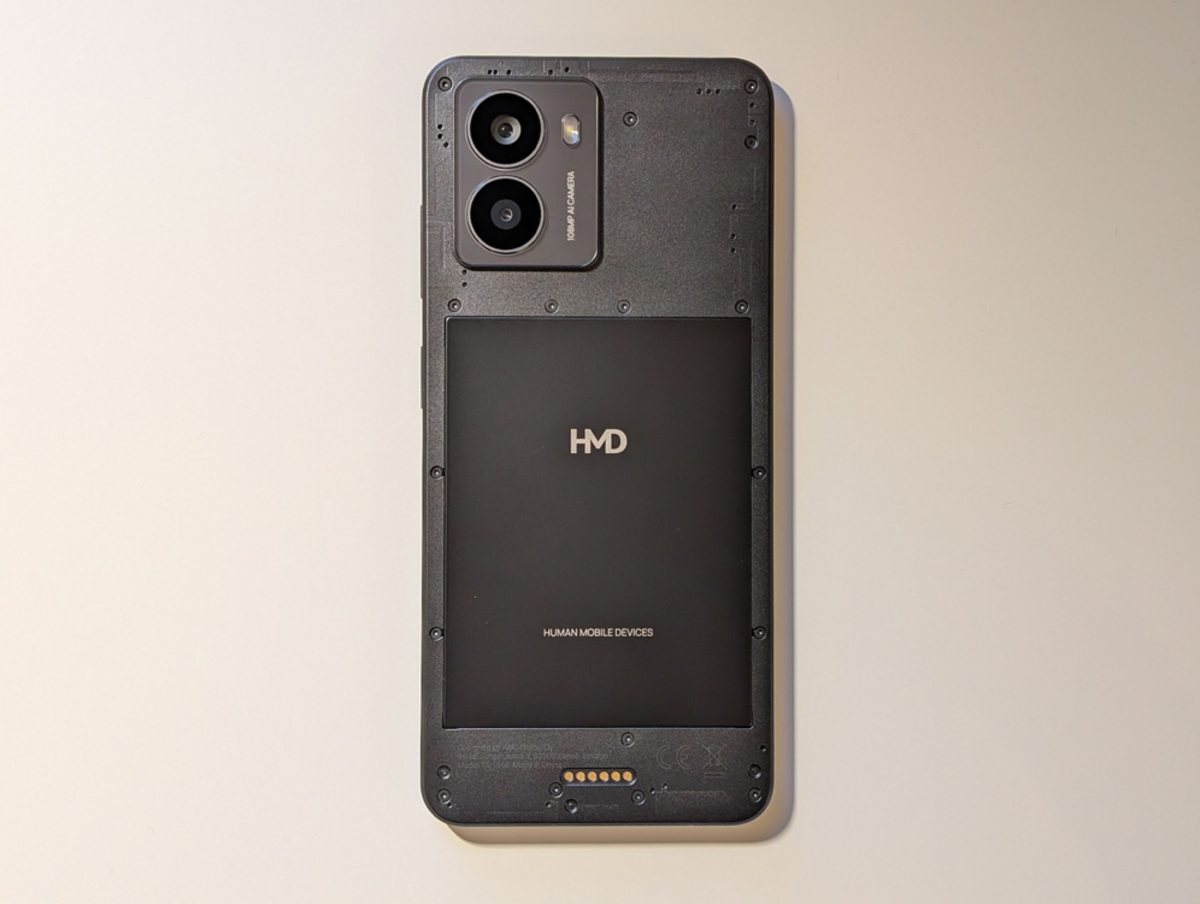 Cận cảnh HMD Fusion
