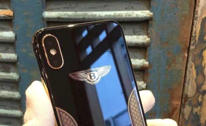 Đây là iPhone X phiên bản Bentley, sản xuất tại Việt Nam
