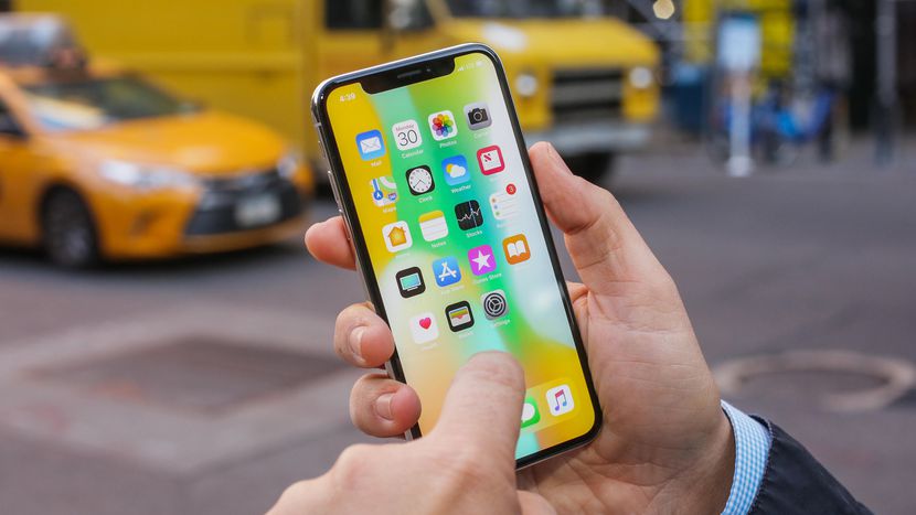 Apple sẽ loại bỏ "tai thỏ" trên iPhone vào năm 2019?
