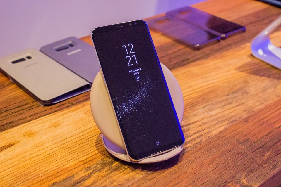 Loạt phụ kiện sạc không dây cho Galaxy S9 và Galaxy S9 Plus tại CellphoneS