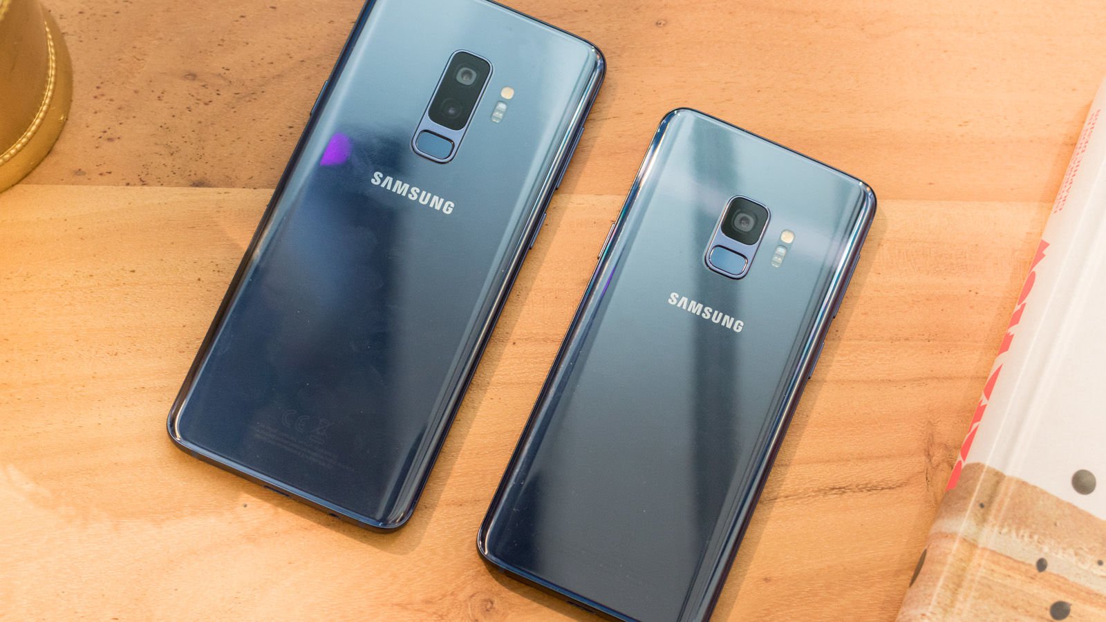 Mua Galaxy S9 tại Mỹ, người dùng được tặng miễn phí thêm một chiếc