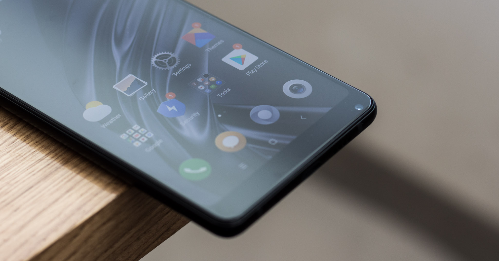 Ngoài Mi 8, Xiaomi sẽ tung ra thêm smartphone khác với màn hình tai thỏ và tính năng nhận diện khuôn mặt 3D