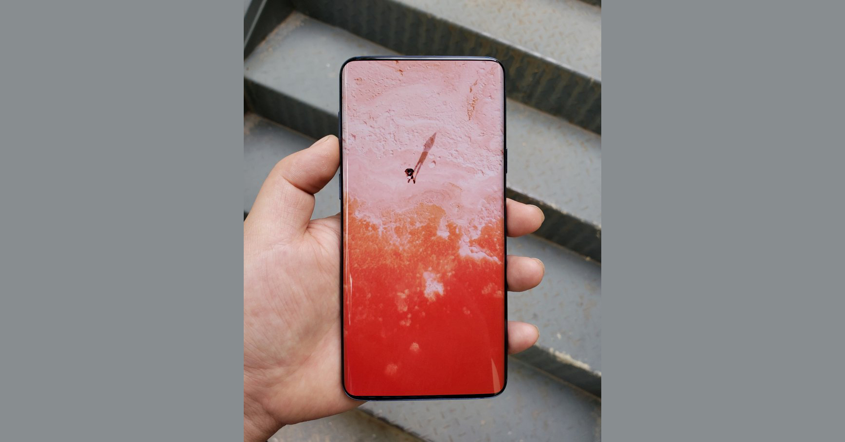 Xuất hiện nguyên mẫu Galaxy S10 với màn hình vô cực mới chiếm trọn mặt trước