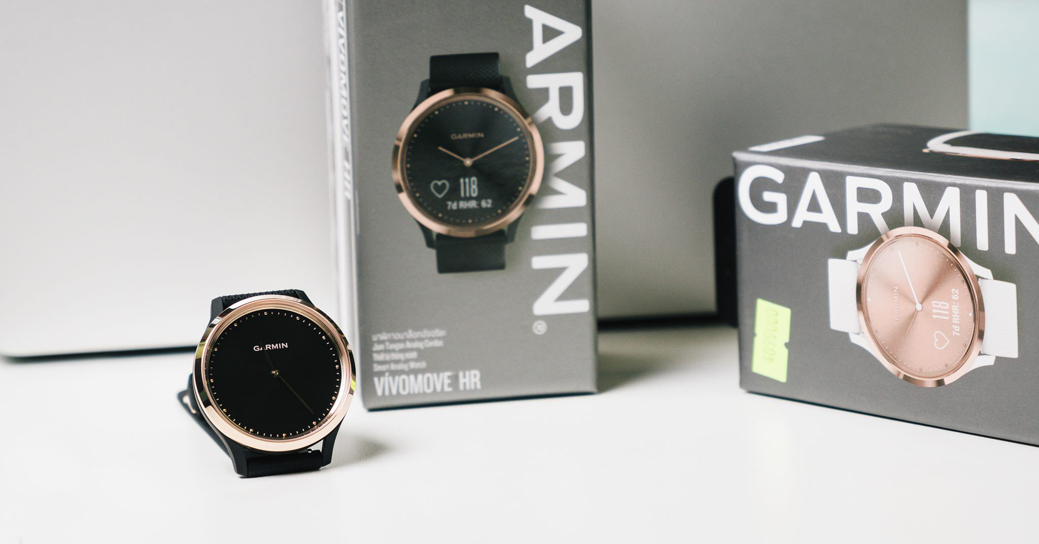 Garmin Vivomove HR Sport: Đồng hồ thông minh với thiết kế thời trang, thêm 2 tùy chọn màu sắc Đen và Rose Gold mới