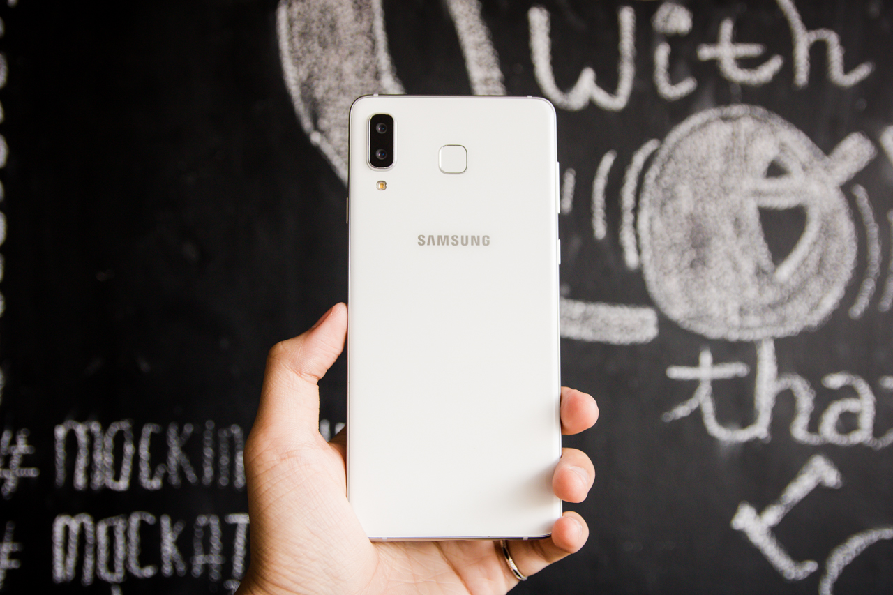 Đánh giá camera trên Galaxy A8 Star: Khả năng xóa phông cực tốt!