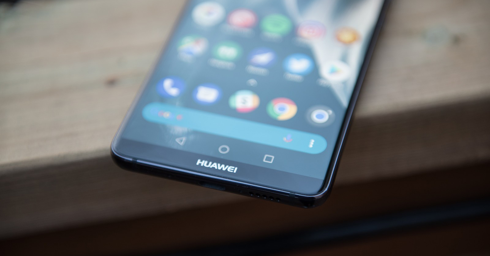 Huawei Mate 20 Lite sẽ có 2 phiên bản khác nhau